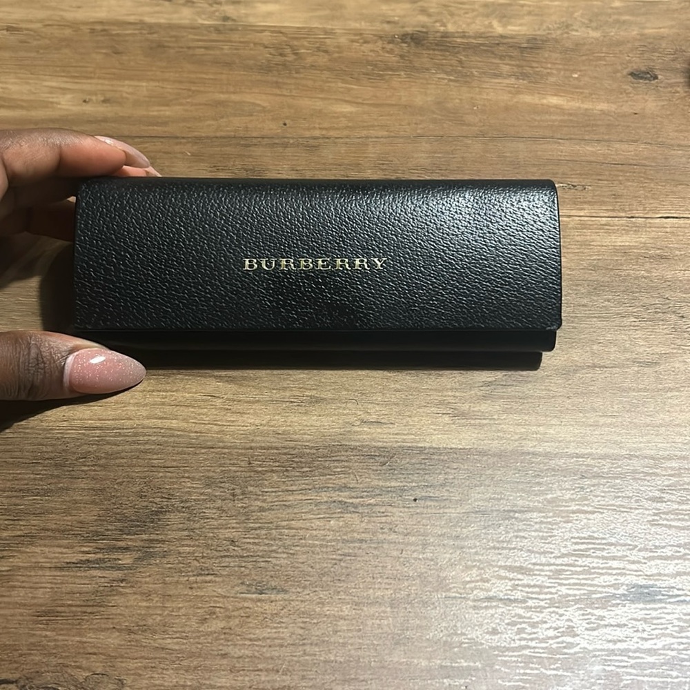 Burberry Sunglasses Case